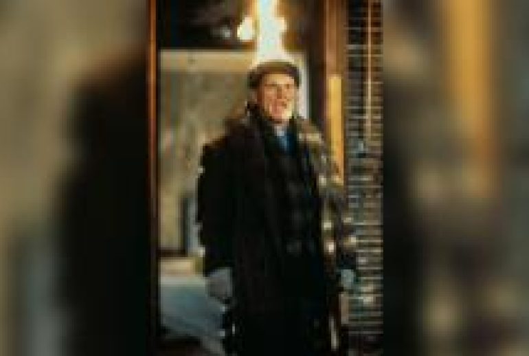 221130163523-joe-pesci-home-alone-2-hp-video.jpg